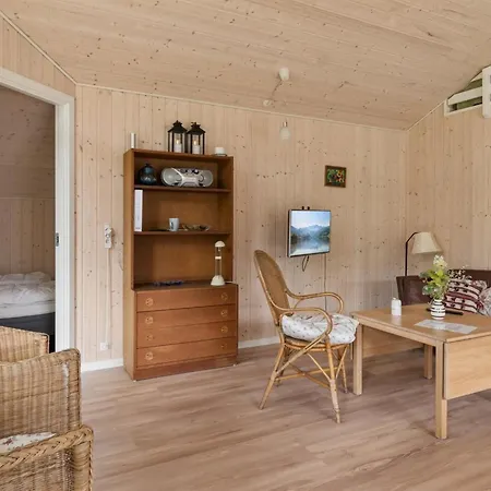 Vojdan - 600m From The Sea By Interhome Hébergement de vacances *