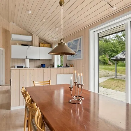 Holiday home Vojdan - 600m From The Sea By Interhome