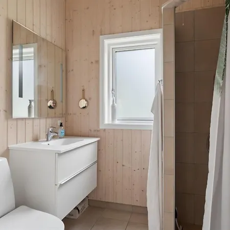 Сasa de vacaciones Vojdan - 600m From The Sea By Interhome