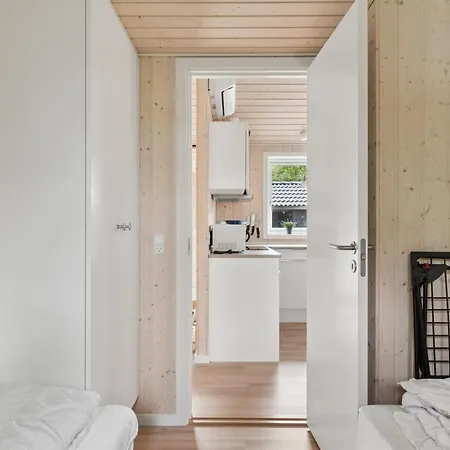 Vojdan - 600m From The Sea By Interhome * Fårevejle