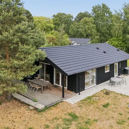 Holiday home Vojdan - 600m From The Sea By Interhome